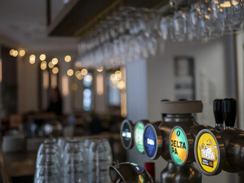 Les tireuses à bière du comptoir du Botza